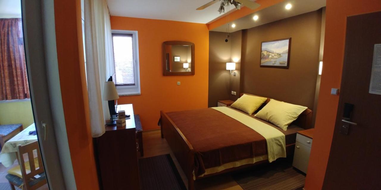 Adriana Bed & Breakfast 3*