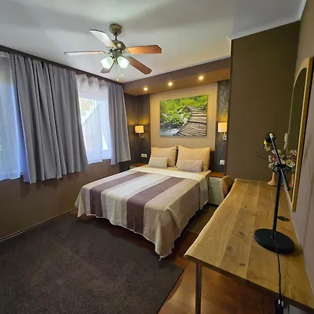 Bed & Breakfast Villa Adriana Premantura Room photo