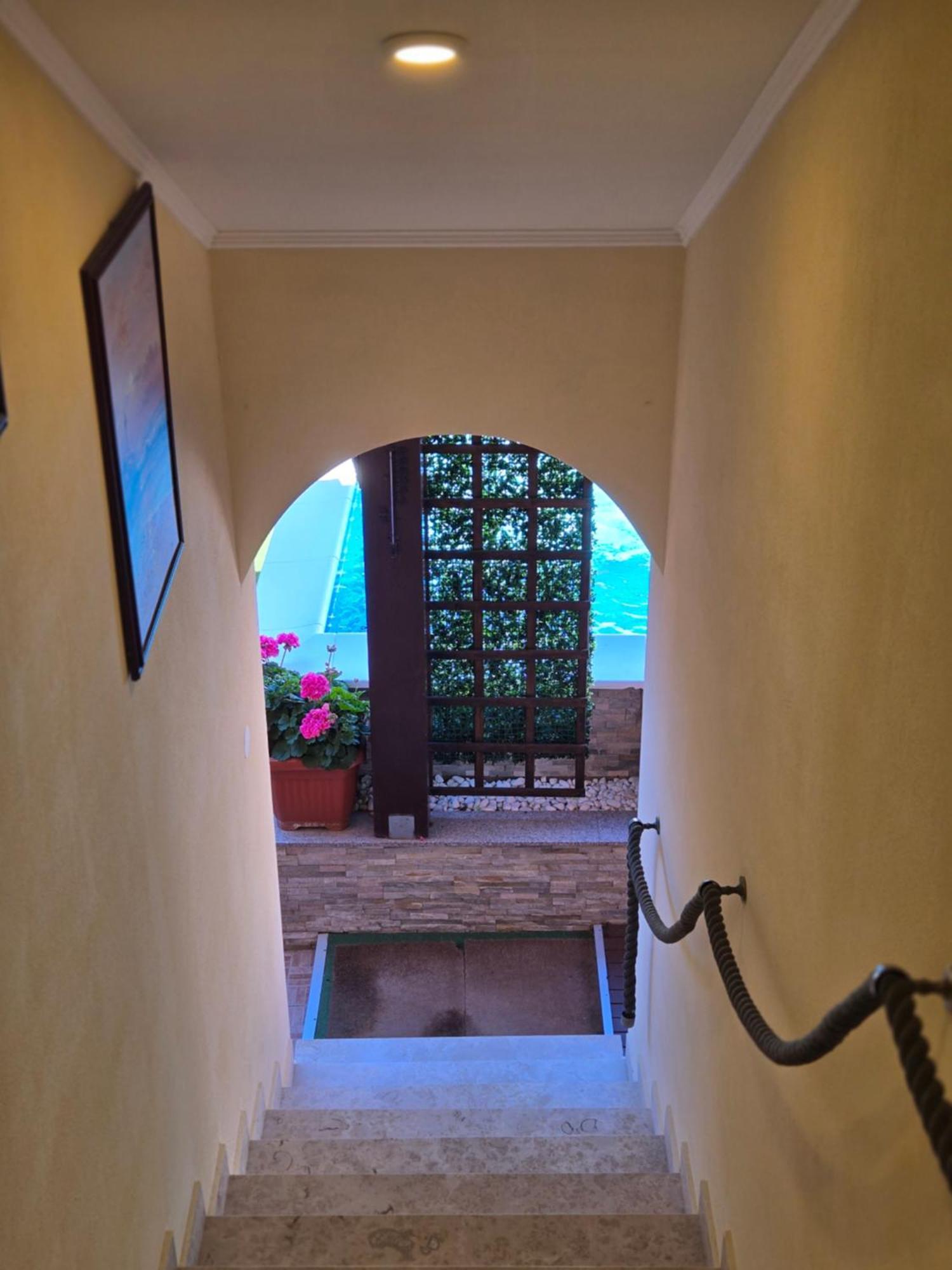 Bed & Breakfast Adriana 3*